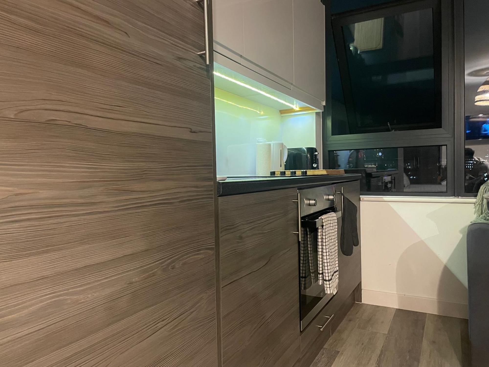 L1 Luxury Living Apartment Liverpool Bagian luar foto